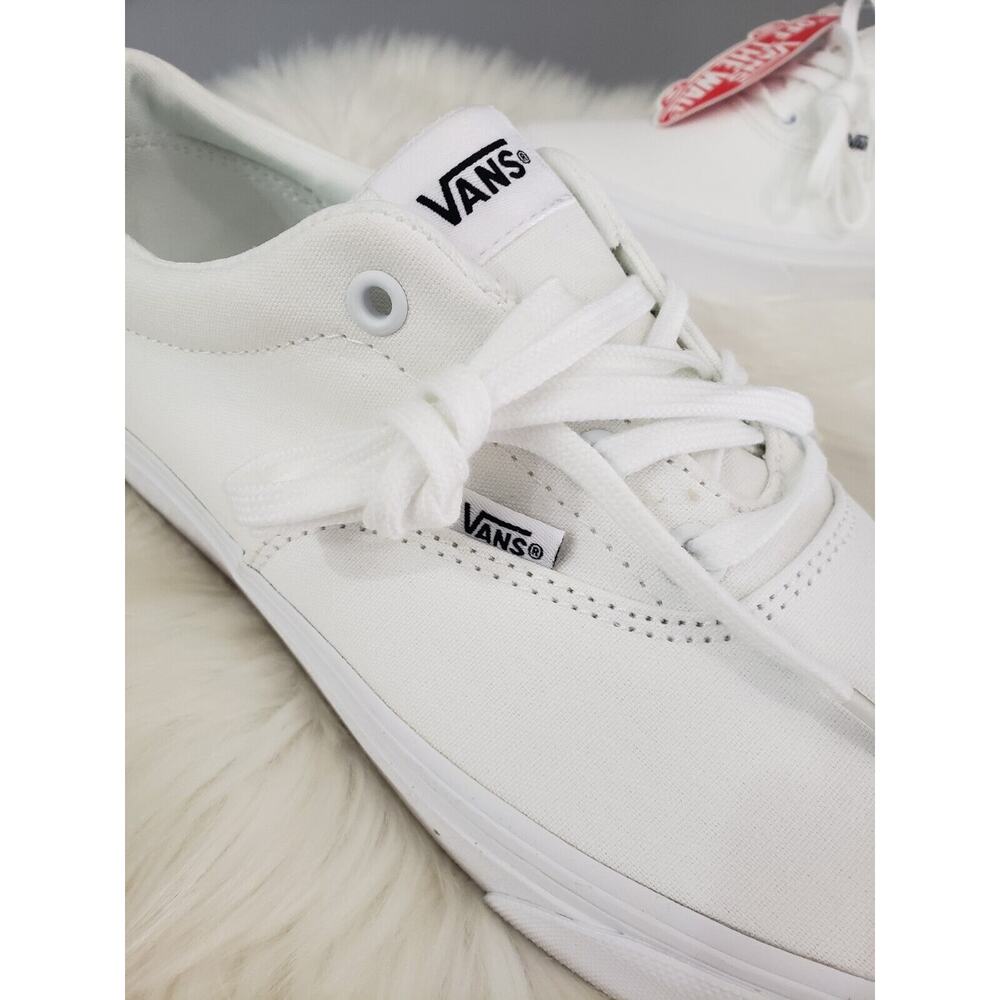 NEW Vans Shoes Women Doheny Triple White Size 11 Sneakers Lace Up Skateboarding - Picture 3 of 7